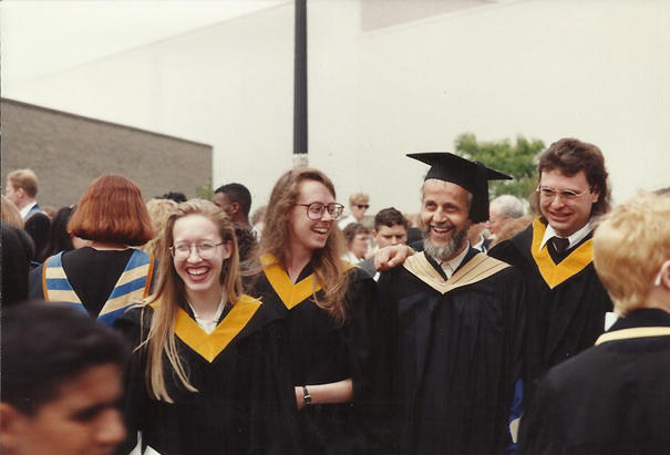 Uniwersytet Windsor w Toronto 1994, promocja absolwentów fizyki.