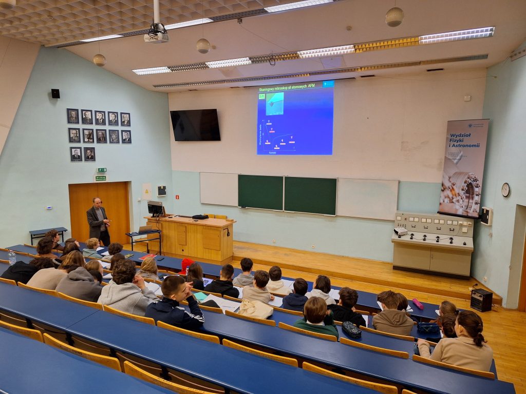 CLV LO z Oddziałami Dwujęzycznymi